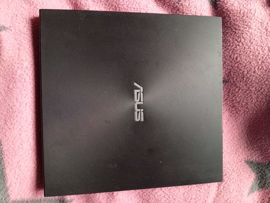 Witam!Sprzedam nagrywarkę Asus +płyta midi