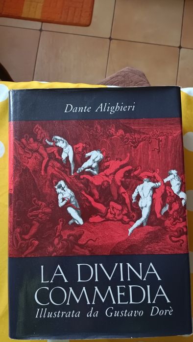 Na sprzedaż oferuję stare książki.