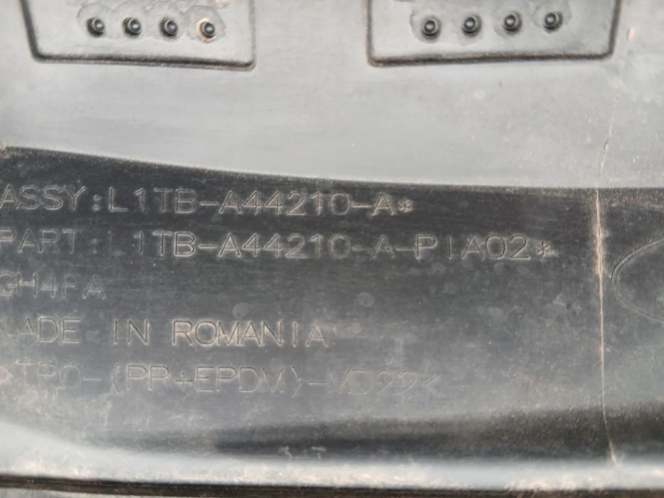 Spoiler / aileron da tampa da mala FORD Puma (J2K, CF7)