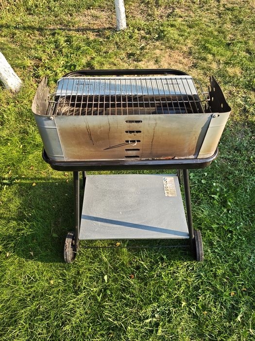 Grill węglowy MIRPOL MIR404 53×33,5 cm | Wózek | Bardzo dobry stan
