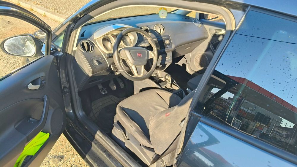 Seat Ibiza 1.6 tdi 2010