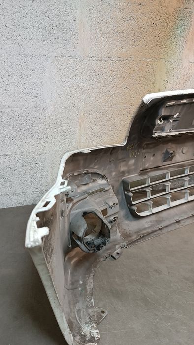 Vendo parachoque de frente citroen C2 ano 2007/08