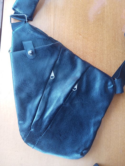 Чоловіча сумка слінг через плече