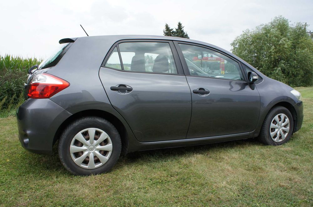 Toyota Auris 1.4 D-4D 2010 Lift zadbana bez rdzy