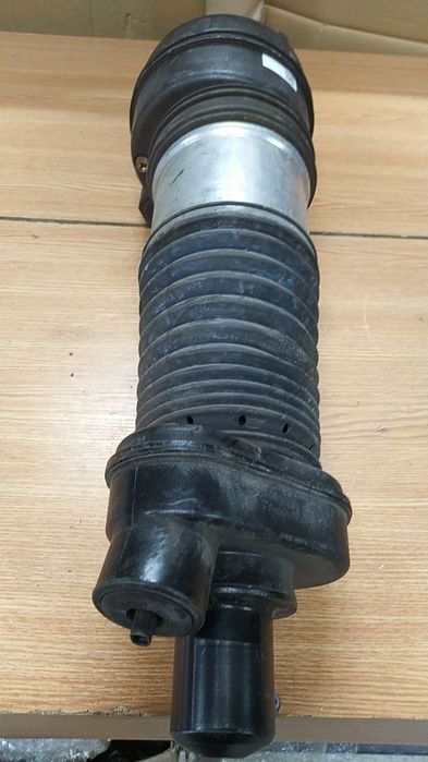 Porsche cayenne 9y3 coupe амортизатор передній лівий 9y3616039