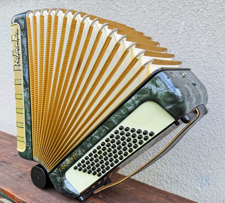 Akordeon Hohner Concerto II 72 basy - super stan
