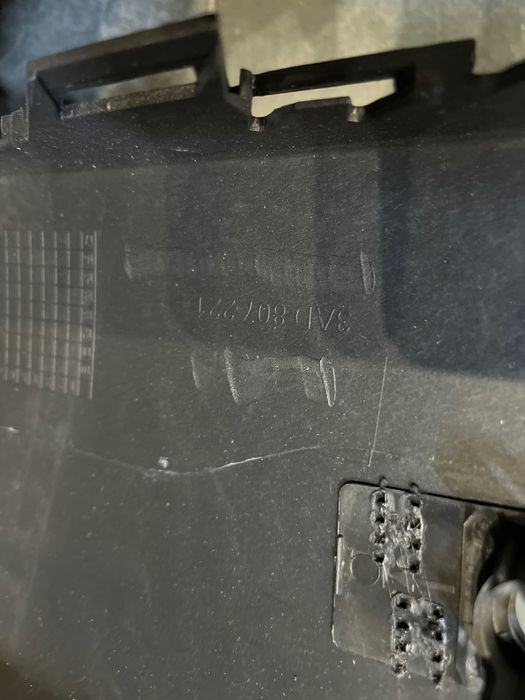 Бампер передній з ом. та парк. VW Passat B7 2010-2015 3AA807217FGRU