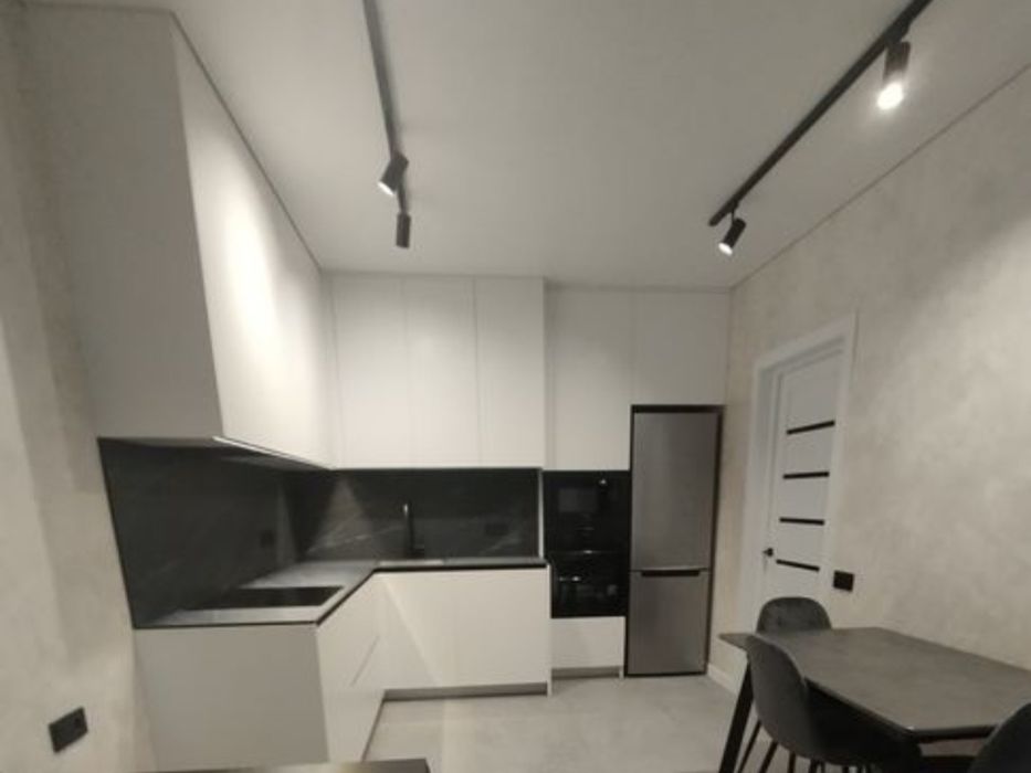 1-2людям комната подключ-7хв м.Позняки!пишіть .