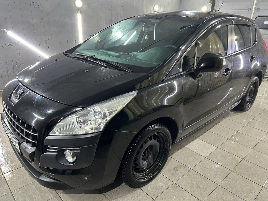 Продам Пежо 3008 1.6 HDI 2011 року