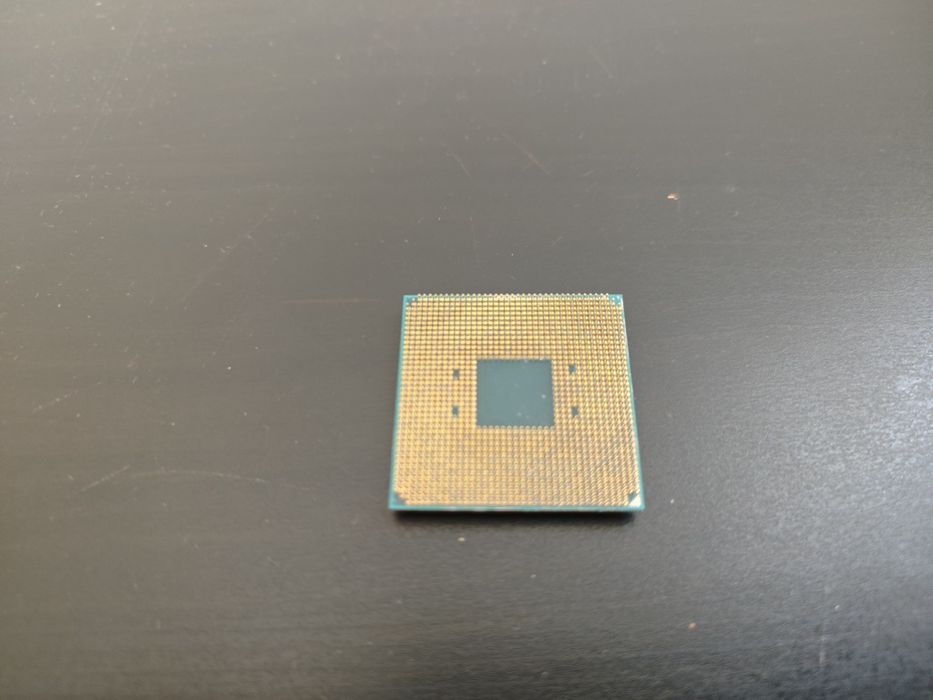 CPU AMD Ryzen 7 2700x