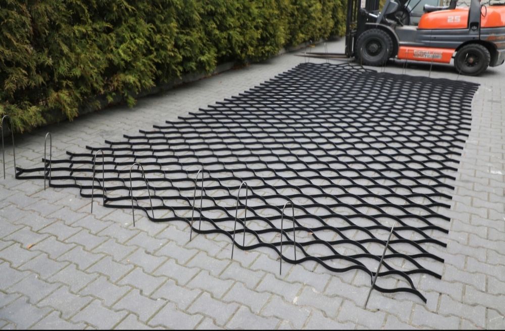 Geokrata na skarpę na parking geosiatka 2,5cm