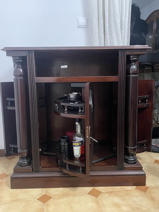 Garrafeira/ Bar