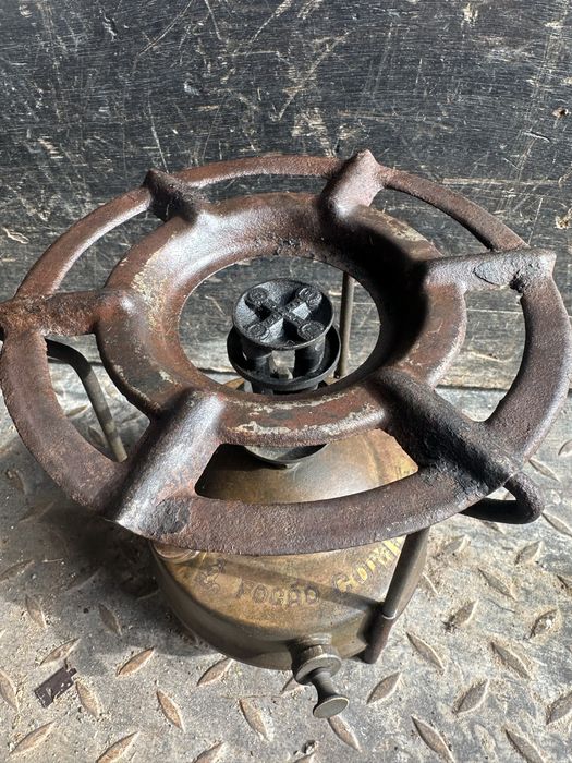 Fogão a petroleo antigo