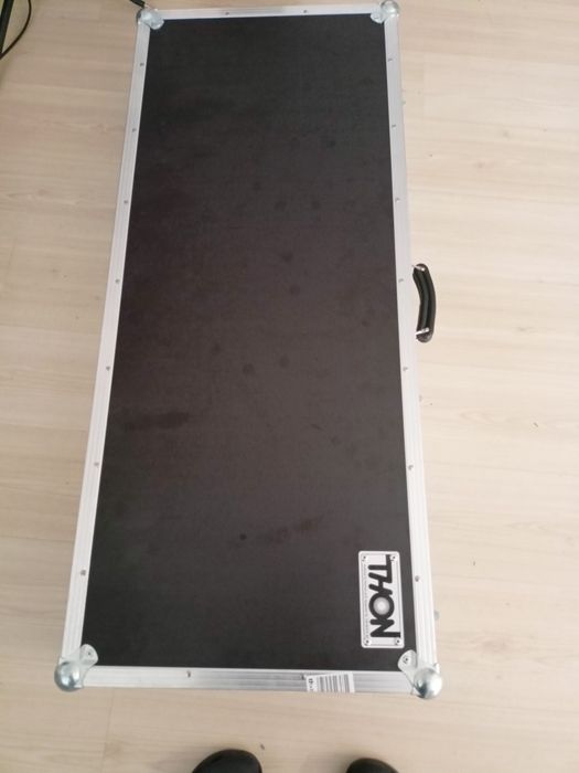 Keyboard Yamaha  Tyros,-3