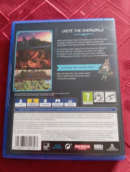 Minecraft LEGENDS deluxeedition