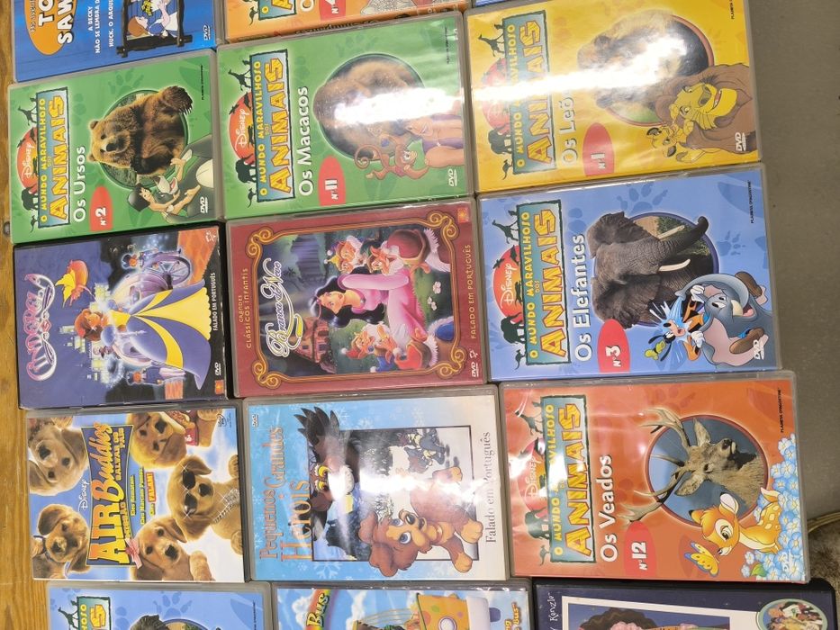 Lote de 32 filmes de animação 10€