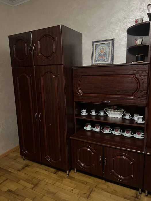 Продам меблеву стінку вітальню