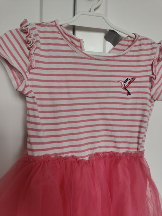 4 sukienki 98/104 hm + gratis