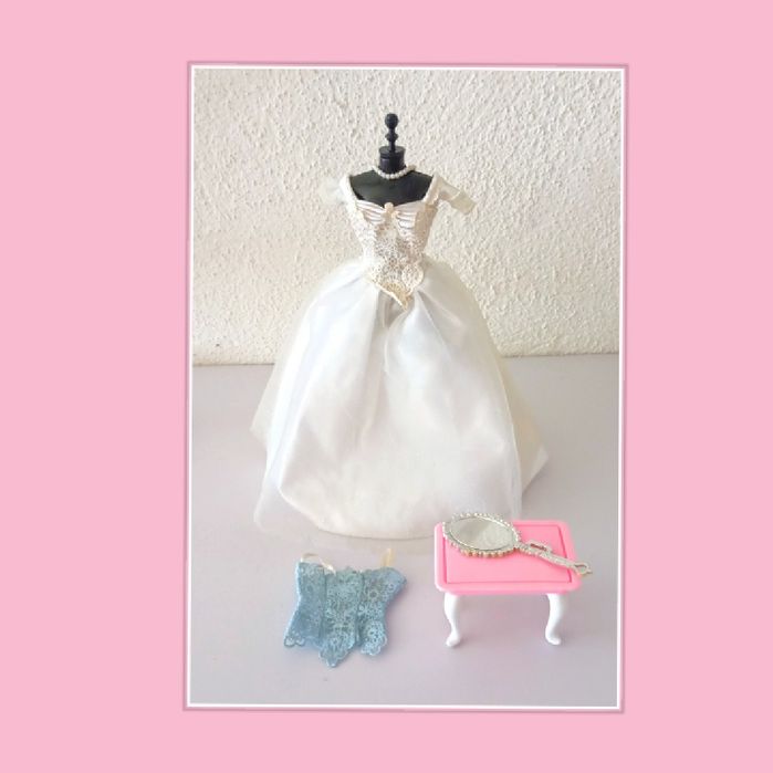 Barbie vestido para Princesa noiva ano 2000.