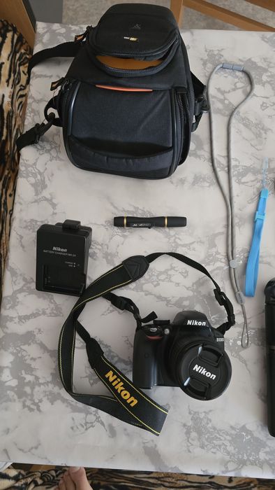 Nikon D3300, Сумка, маркер для очистки, зарядне.