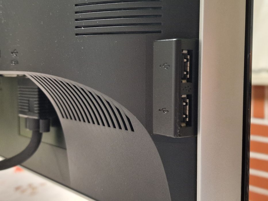 Monitor HP W2207 - 22" Rotativo