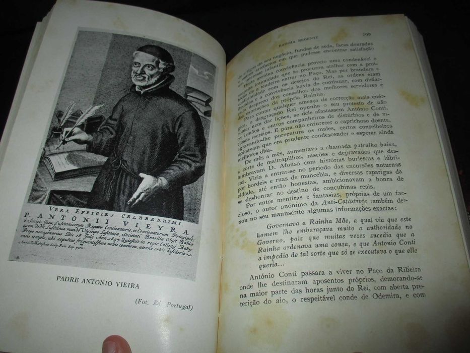 Livro Dona Luisa de Gusmão Hipólito Raposo 1947