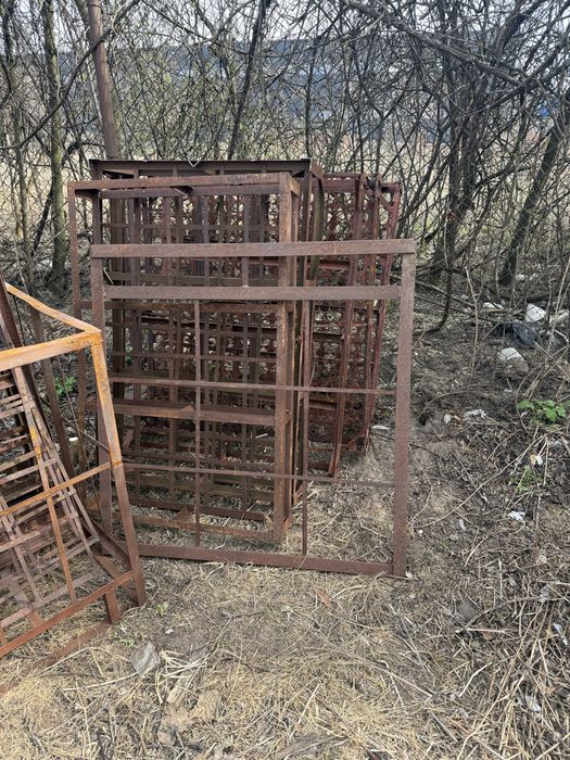 Gruba stal kosze kątowniki