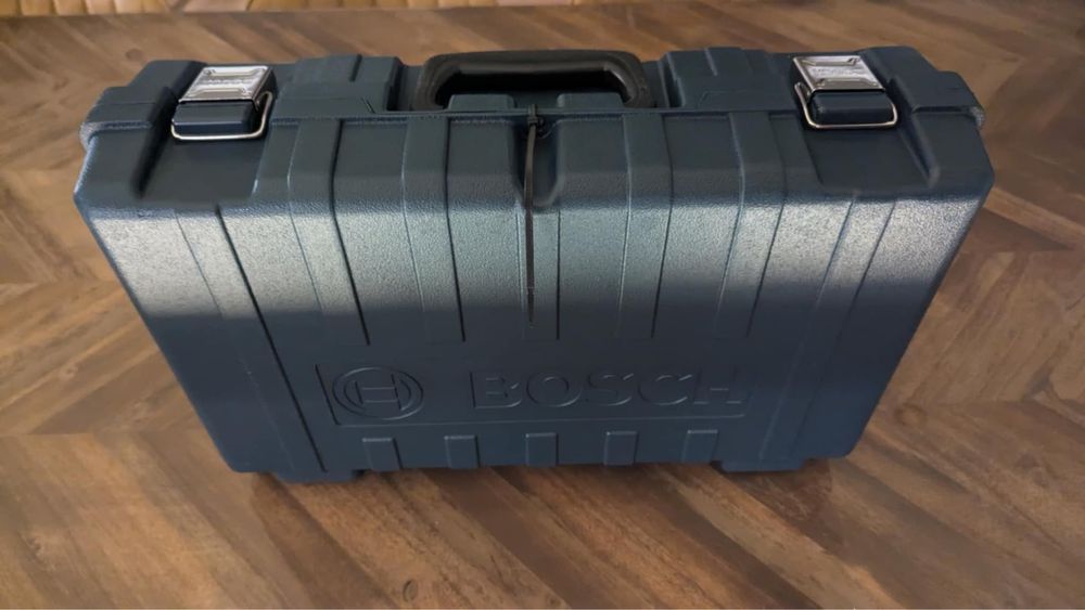 Laser liniowy Bosch GLL3-330CG 12V