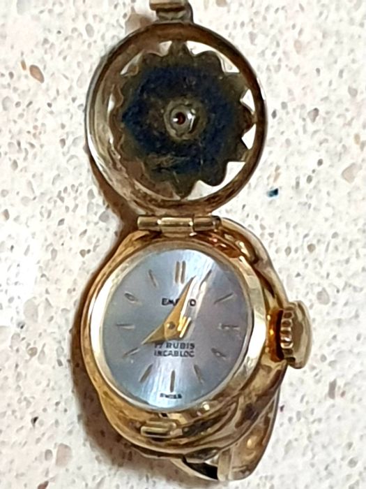 Raro antigo anel de relógio EMEWO com plaque  de ouro