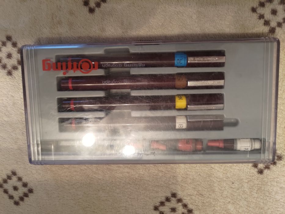 Rapidograf z cyrklem