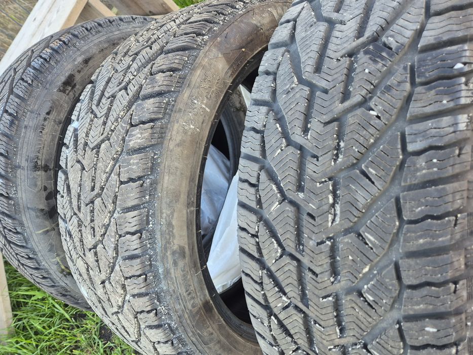 245/45 R18, TAURUS