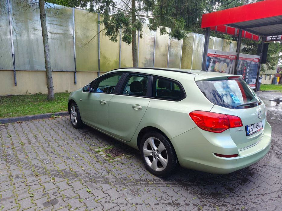 Opel Astra J 1.7