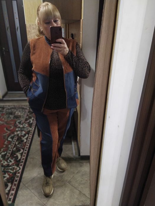 Продаю комплект ,вельвет -джинс