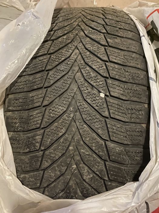 Шини Nexen 255/50/19