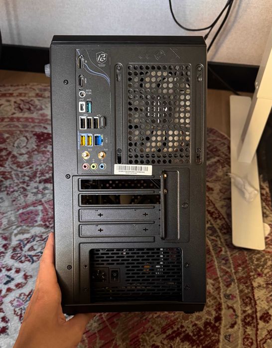 Komputer - Ryzen 7 7800X3D/BEZ RAM/1 TB SSD