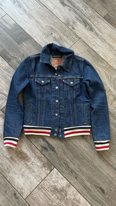 Джинсова куртка Levi’s