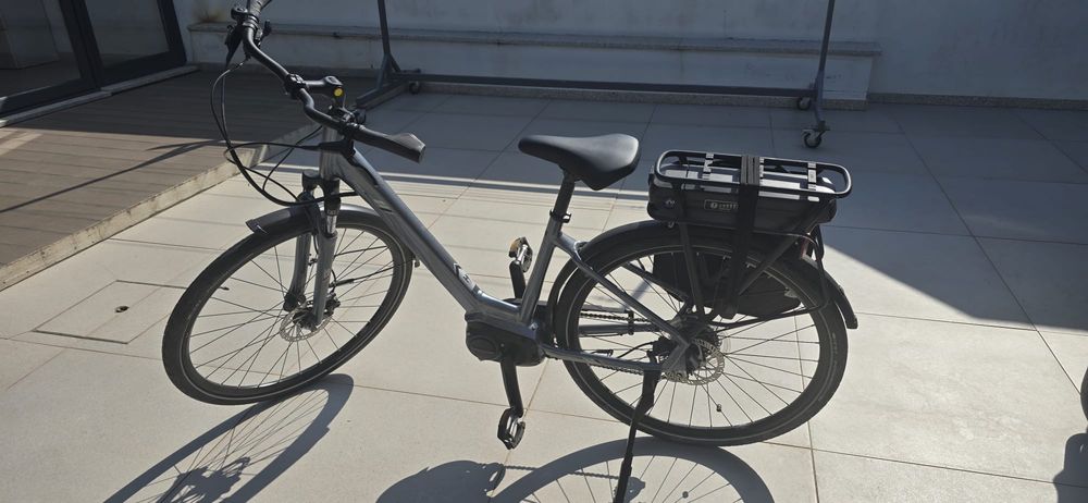 Bicicleta Elétrica Giant Entour E+ | Como Nova (Apenas 200 km) | Motor Yamaha