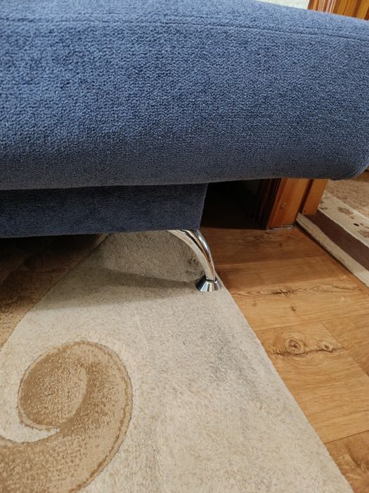 Продам хороший диван