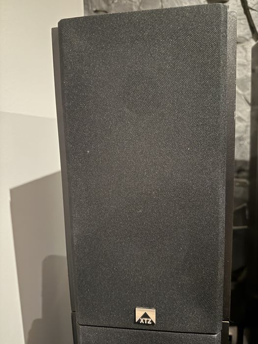 Colunas XTZ monitoras