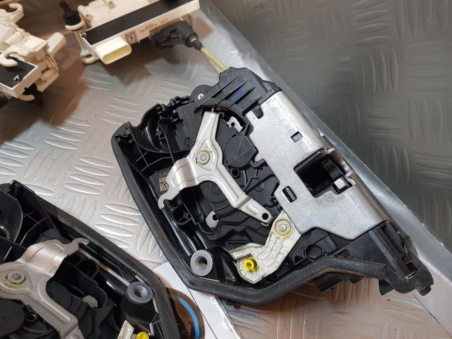 Fechadura Softclose  Trinco da porta BMW Serie 7 G11 G12 2015/2022