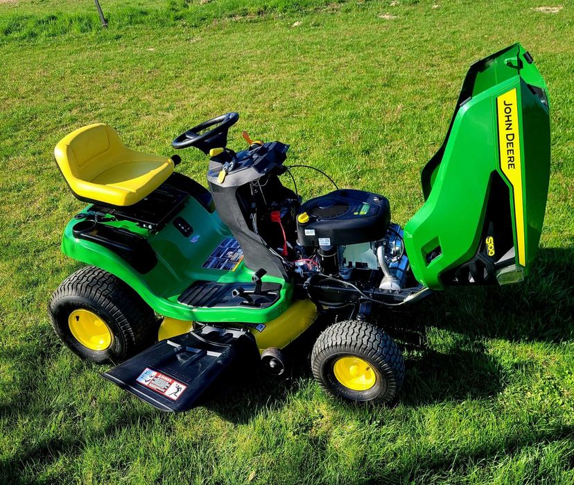 Traktorek Kosiarka John Deere S100