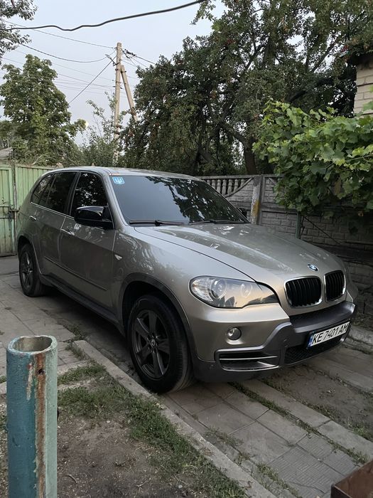 Продам BMW X5 e70 3.0 дизель полный привод