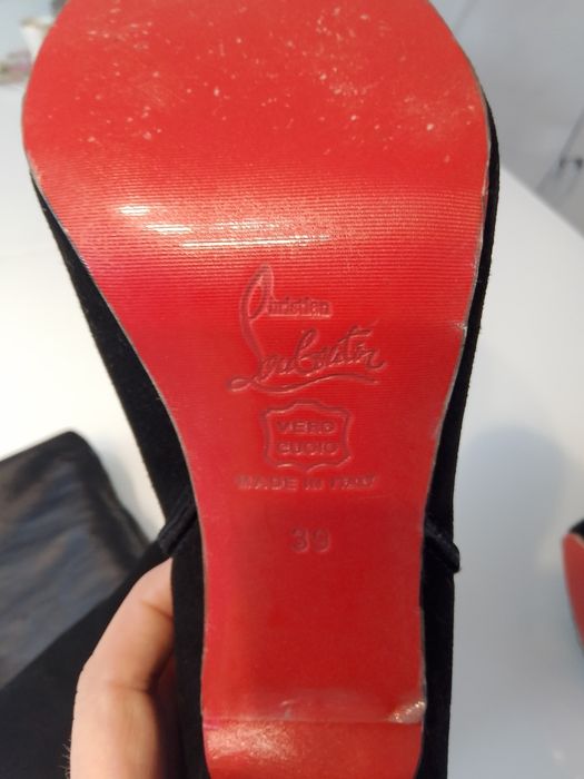 Muszkieterki zamszowe Laboutin