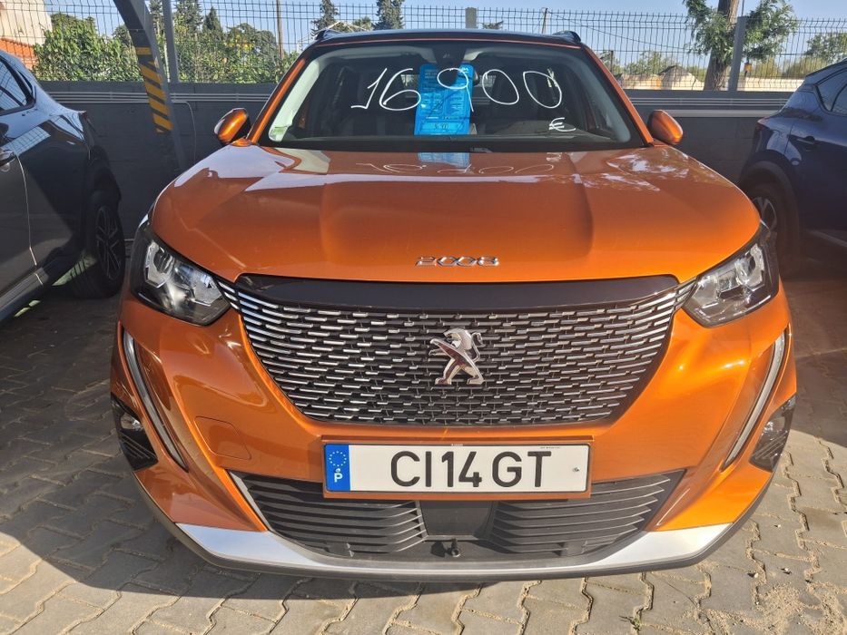 Peugeot 2008 Puretech Allure — photo 3
