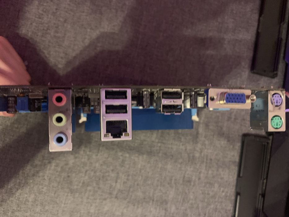 Материнская плата DDR3