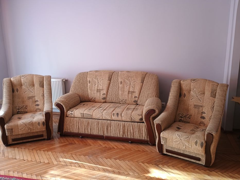 Sofa i dwa fotele