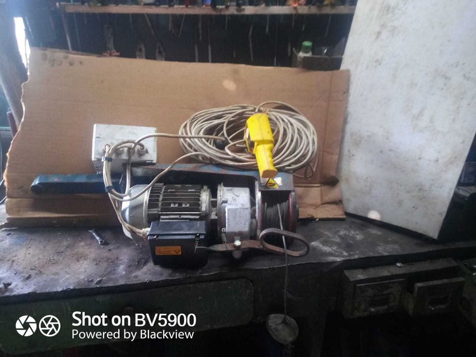 Guincho de obras em bom estado.