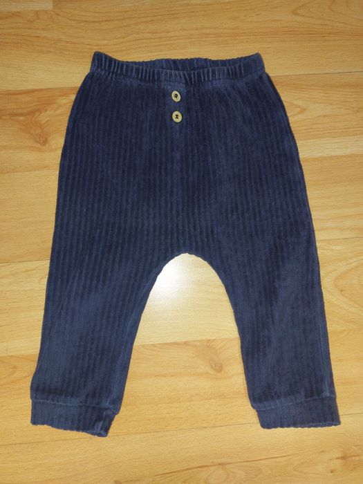 Spodnie niemowlęce chłopięce granatowe z misiem na pupie So Cute 80 cm