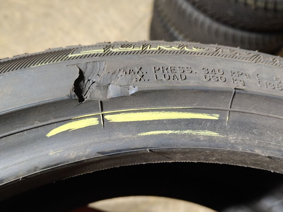 225/40R18 92 W Falken EuroWinter HS01     Z430/20B