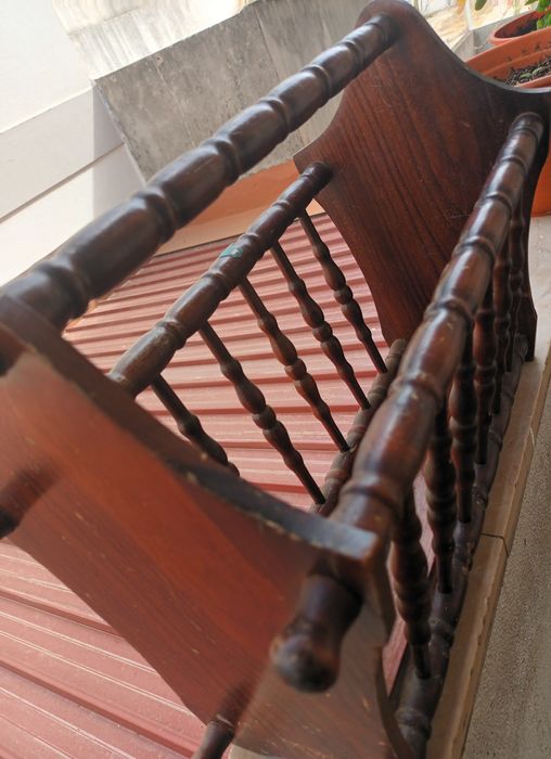 Wooden Magazine Rack64729963464963122